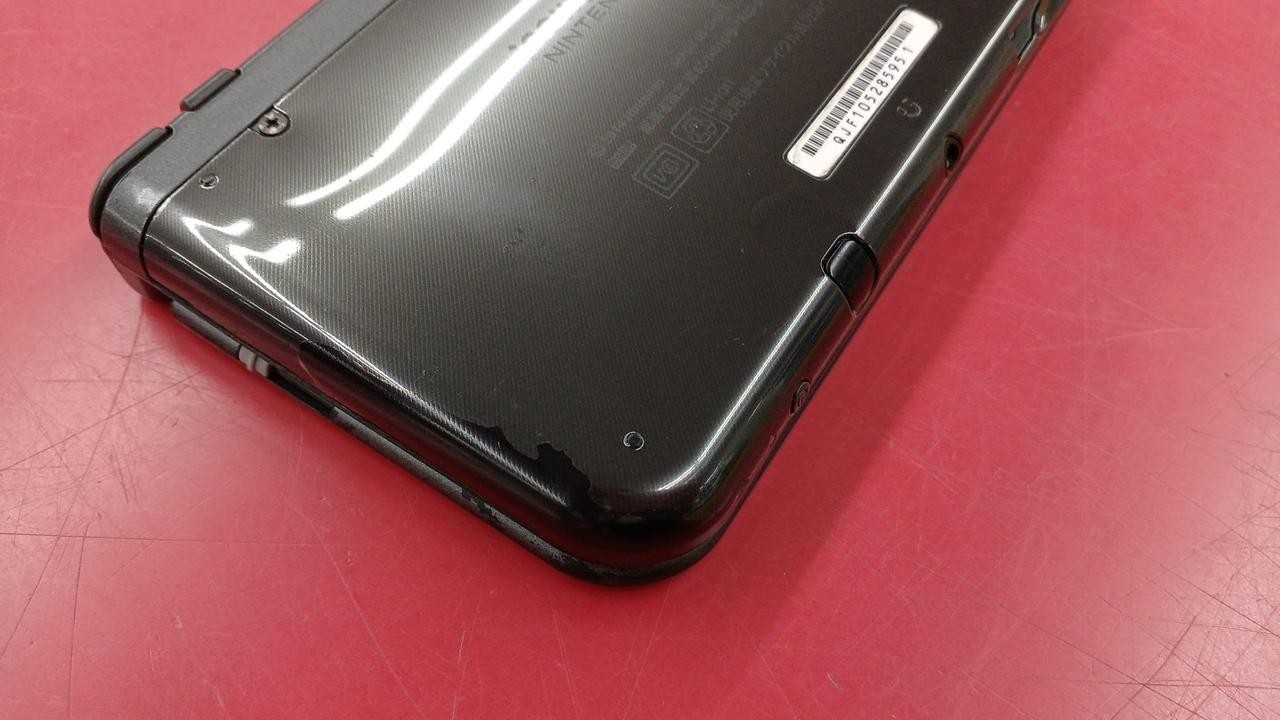 Nintendo New 3DS LL Red-001 Handheld Gaming Console