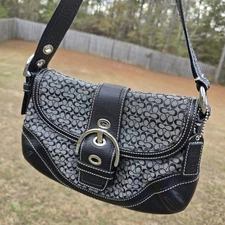 Coach F10925 Vintage black soho Y2K signature C canvas & leather shoulder bag