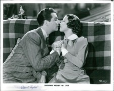 Robert Taylor Broadway Melody Celebrity Film Tv Famous Man Vintage Photo 8x10