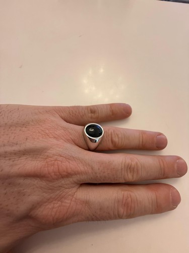 ANELLO Uomo ORO 18 Karati 750% BIANCO Lucido Con Pietra ONICE NERA Forma OVALE - Foto 8 di 13