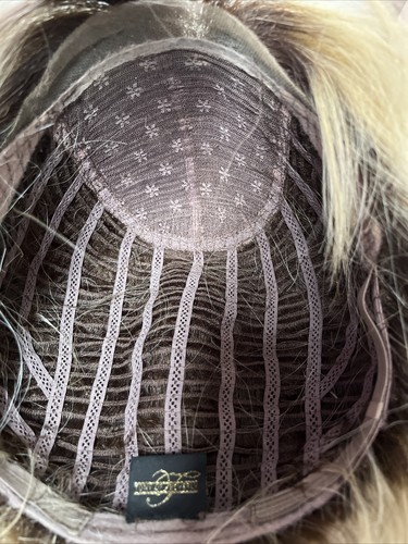 Beautiful Blonde Synthetic Wig Tony Of Beverly Rooted Lace Front Barely Used - Picture 15 of 17