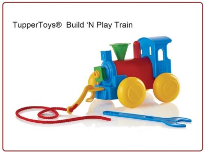 TUPPERWARE TUPPER TOYS BUILD N PLAY TRAIN WRENCH HOOK & PULL STRING NEW