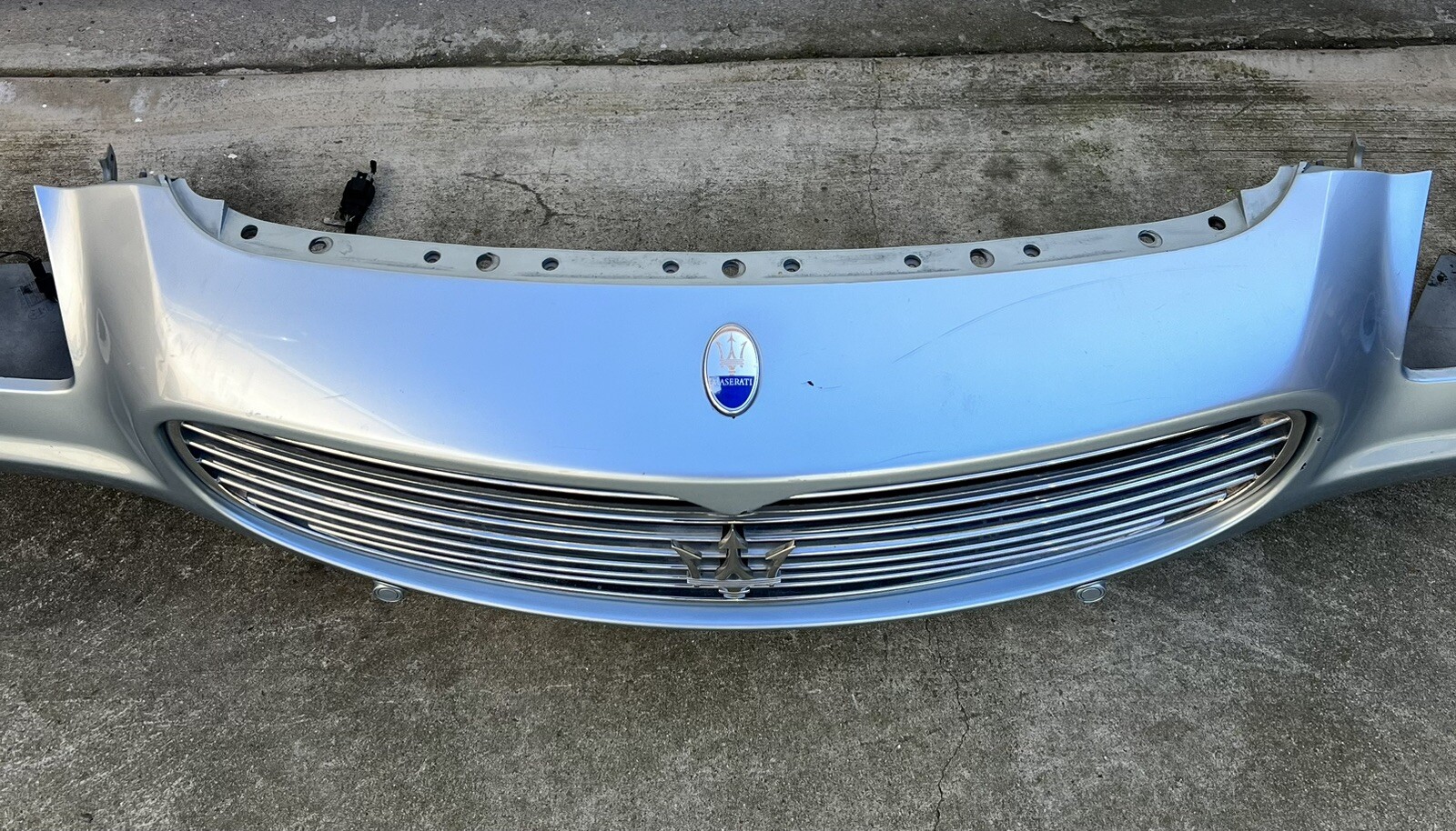 03-08 Maserati Quattroporte M139 Front Bumper Complete W/Grille W/Sensors