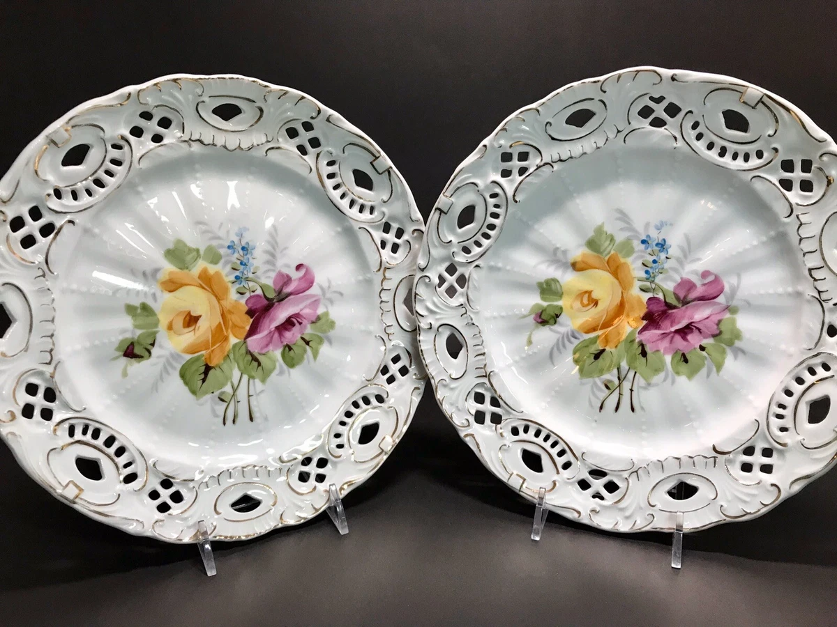 Dresden Plate In Antique Ceramic & Porcelain Plates & Chargers for