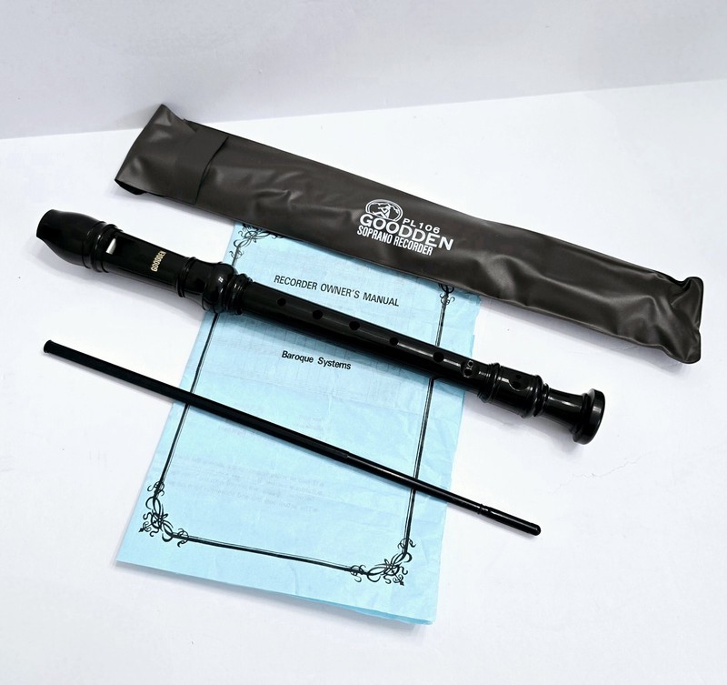 RECORDER Goodden PL106 SOPRANO RECORDER With Soft Case & CHILDRENS RECORDER Book