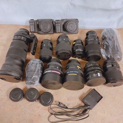 SIGMA sd Quattro & H 2-camera set with 11 premium lenses