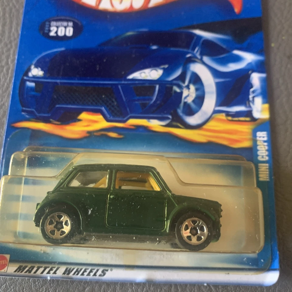 2003 Hot Wheels 35th Anniversary, MINI COOPER, # 200 - Image 2 of 4