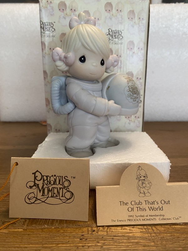 1992 Enesco Precious Moments C0012 The Club That's Out Of This World Figurine