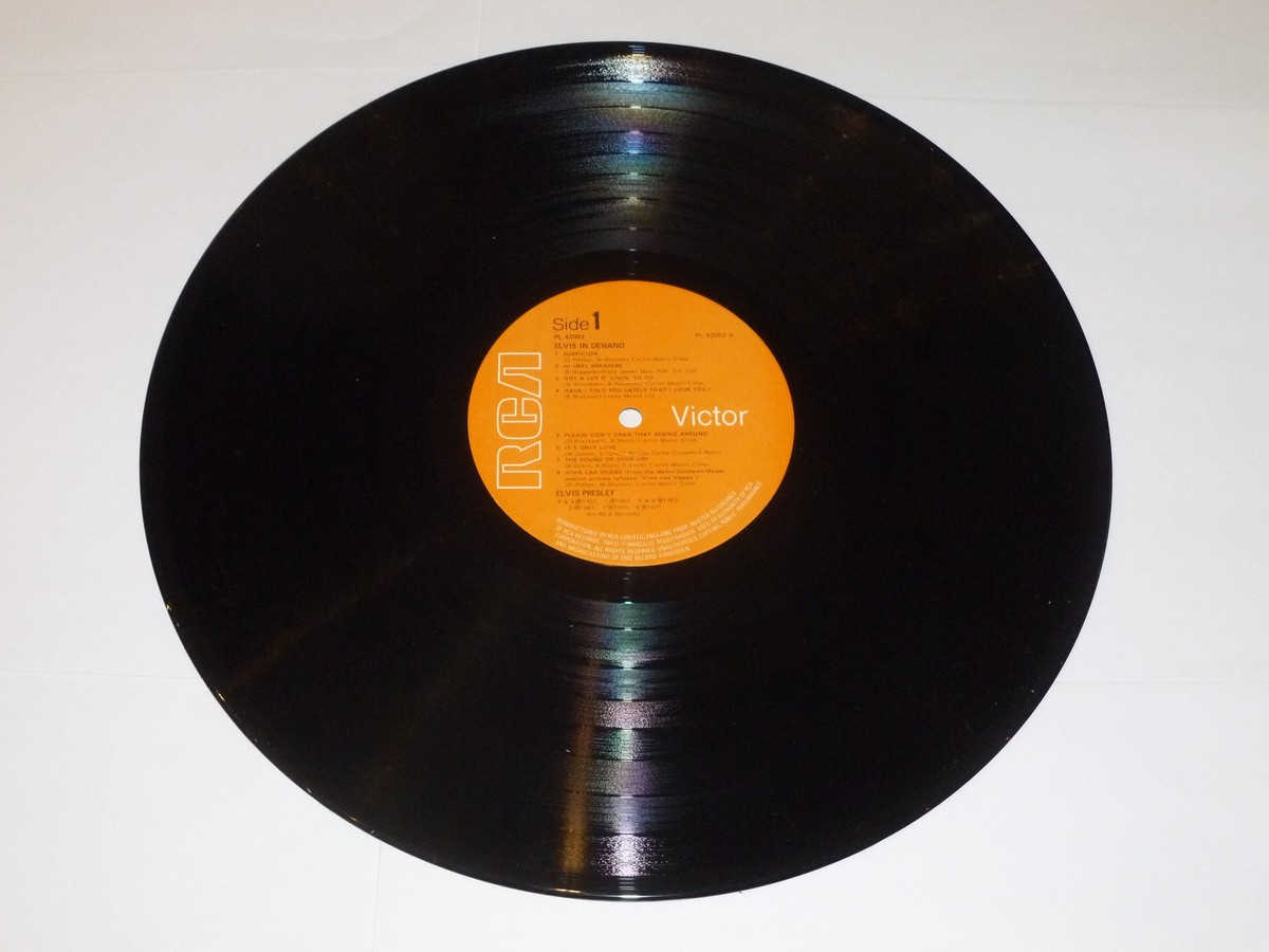 ELVIS PRESLEY - Elvis In Demand - 1977 UK 16-track vinyl LP