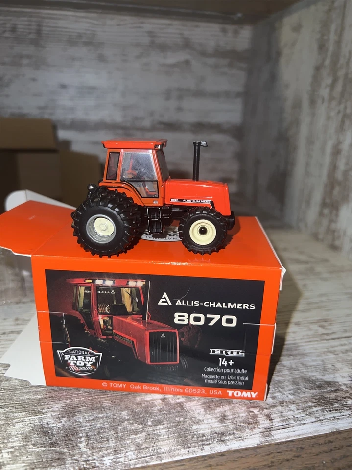 1/64 Scale Allis Chalmers 8070 4wd Tractor Duals Cab Nftm 2022 Die-cast - Image 3 of 4