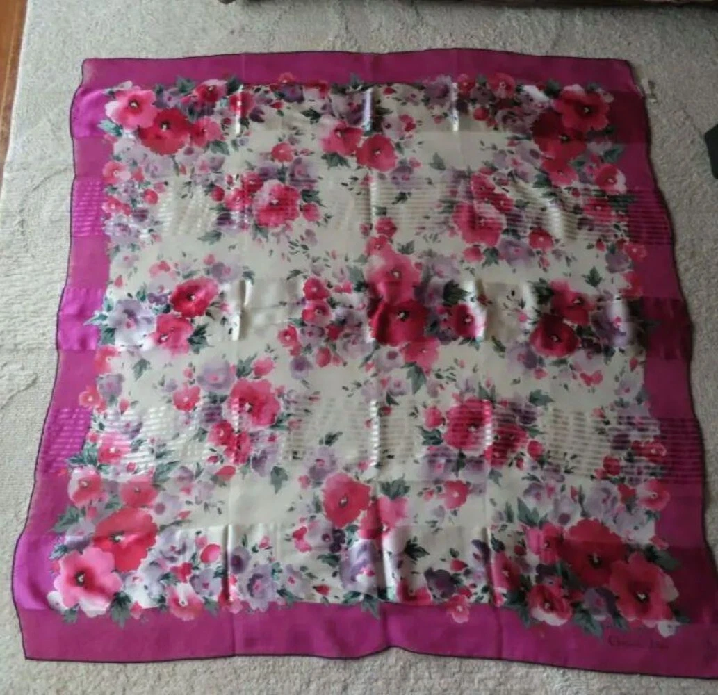 Christian Dior grande écharpe fine 85cm 33