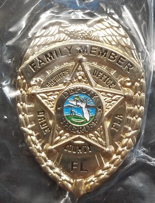 Dade County Sheriff バッジ レプリカ s-l400.jpg