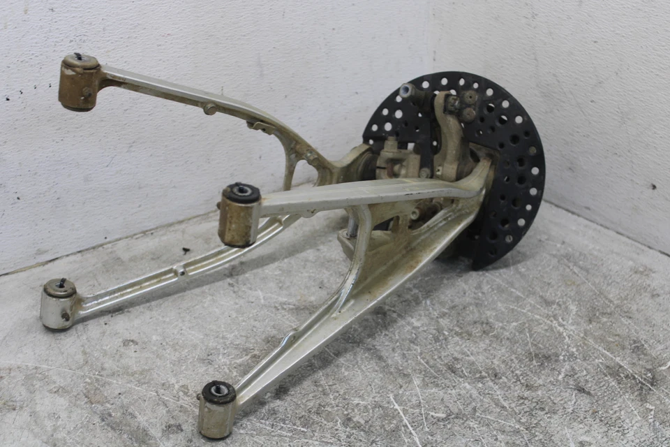 08-15 BRP CAN-AM DS450 DS 450 EFI OEM DELANTERO INFERIOR SUPERIOR DERECHO CONTROL BRAZOS A C51 Foto 3 de 4