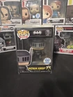 Funko Pop! Vinyl: DC Universe - Batman Knight - Funko (Exclusive) #513