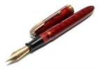 Hand made pen　urushi lacquer　JIS mark nib  beautiful axis