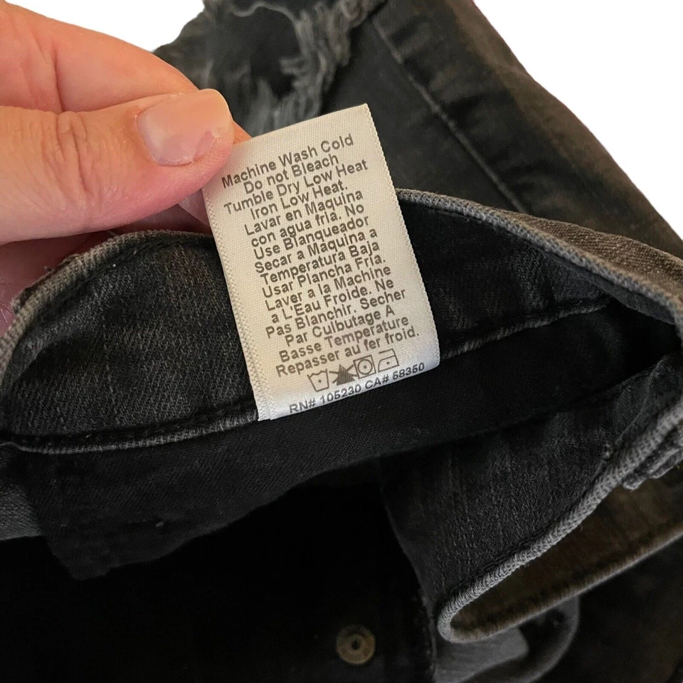 Pantalones cortos de jean Current/Elliott 24 The Gam para mujer Dust Destroy negros suaves envejecidos Foto 4 de 4