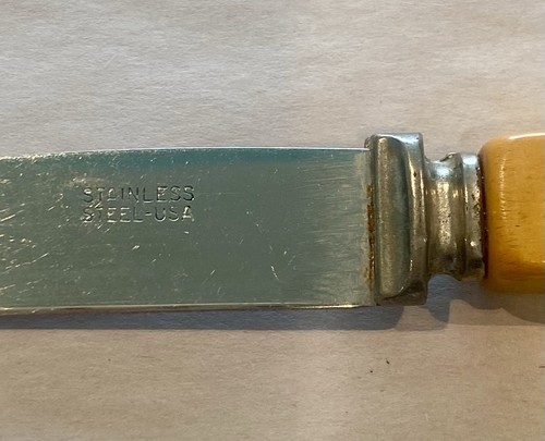 5 Pieces Bakelite Flatware For A Child - Picture 3 of 4