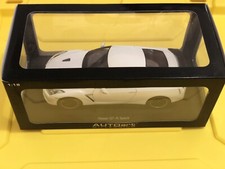 autoart 1/18 nissan gtr r-35 white SpecV 