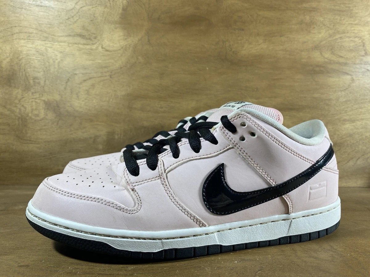 Nike SB Dunk Low “Pink Box” Size 8.5 Black White 833474-601. | eBay