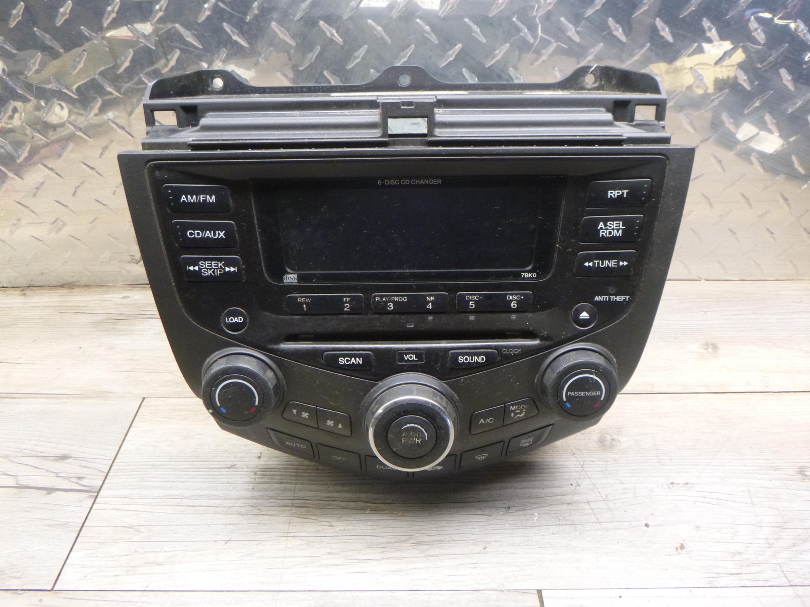 RADIO HONDA ACCORD 03 04 05 06 07