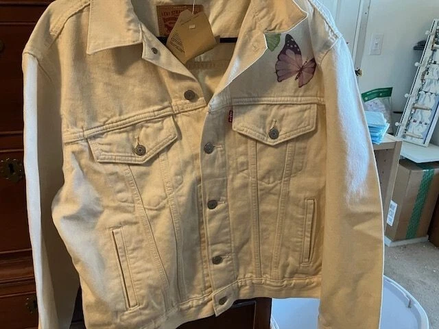 White off the shoulder jean clearance jacket