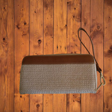Women's Unbranded Beige Zip Around Wristlet Wallet Neutral Classic Travel