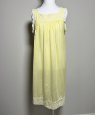 Vtg Christian Dior Yellow Lace Nightgown ILGWU Union Tag Sz S USA Cottagecore