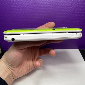 Nintendo 3DS XL Yoshi Edition Lime Green & White 4GB Handheld System Console