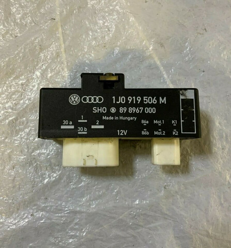 VW Passat 3B Lüftersteuergerät Steuergerät Lüftung Gebläse 1J0919506M