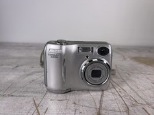 NIKON COOLPIX E3200 3.2MP DIGITAL CAMERA - SILVER
