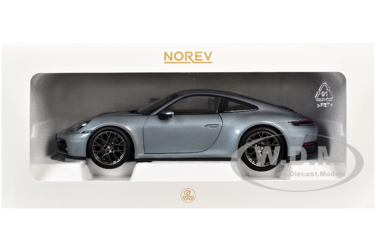 2024 PORSCHE 911 CARRERA POLAR SILVER 1/18 DIECAST MODEL CAR BY