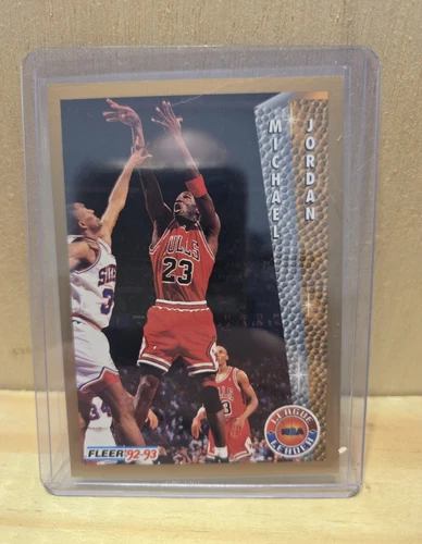 Fleer 1992-93 Michael Jordan #238 Chicago Bulls NBA League Leader Insert Card