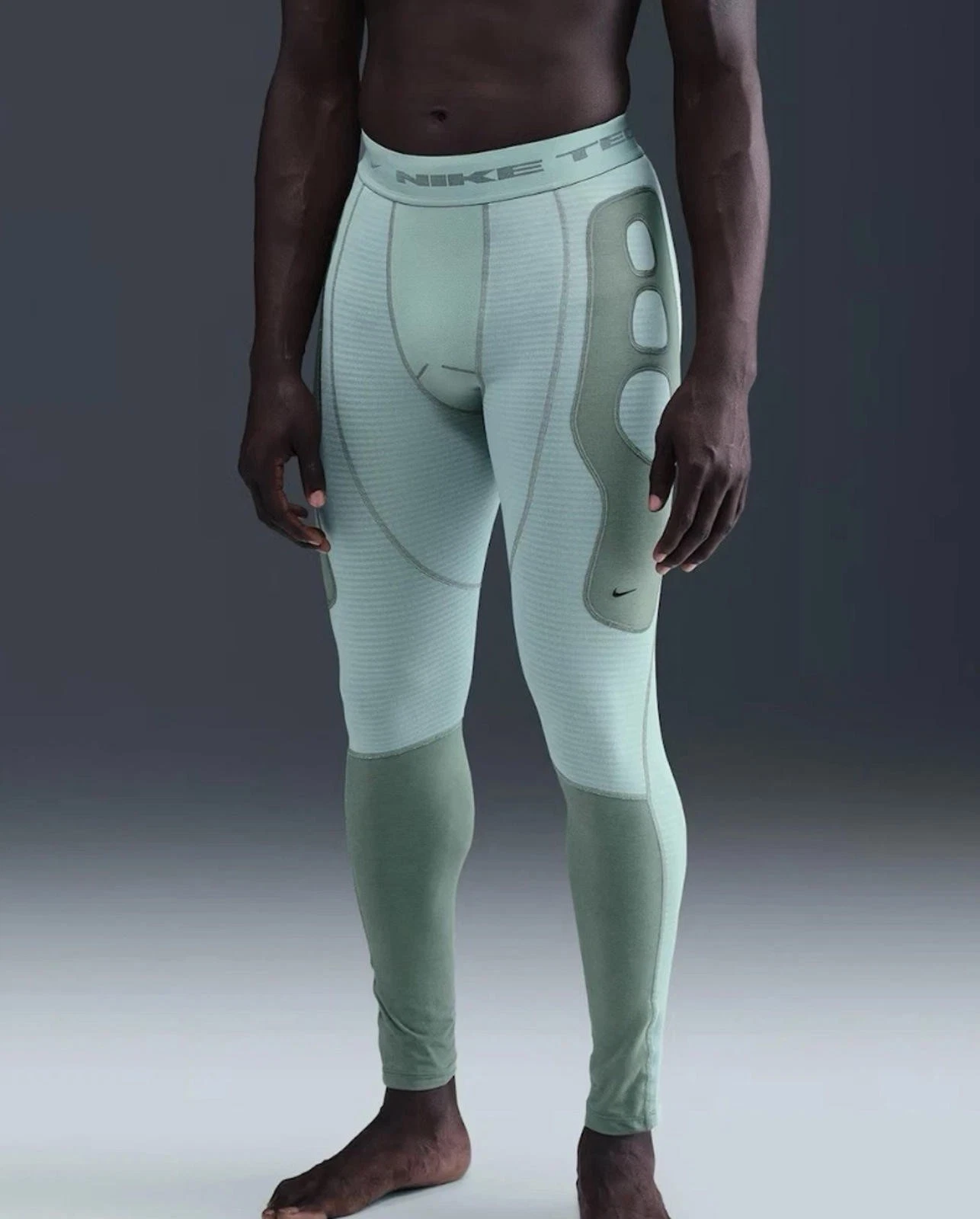 Nike Tech Therma-Fit Base Layer Compression Tights Mens Size Medium HV1379-017