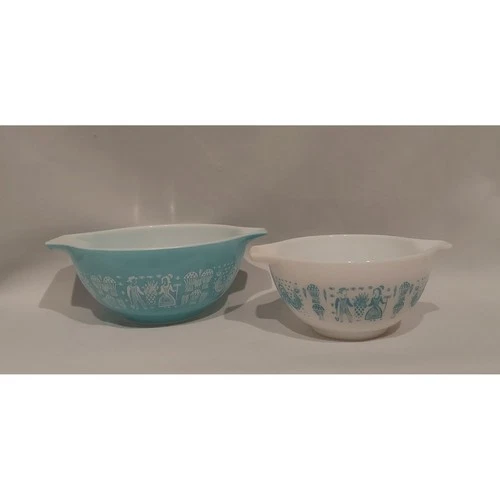 Pyrex Vintage "Amish Butterprint" Cinderella 1.5 Pint & 1.5 Quart Mixing Bowls