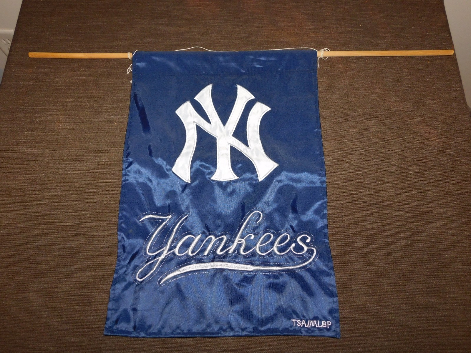 Vintage 17x12 Inch New York Yankees 2-Sided Nylon Banner Flag Souvenir