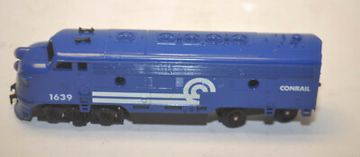 Vintage Powered Life-Like HO F7 CONRAIL Diesel Locomotive