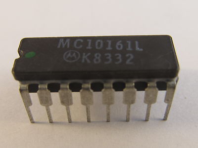 MC10161L Motorola Binary 1 to 8 Decoder (Low) ECL-Logic, mit Testpunkt 
