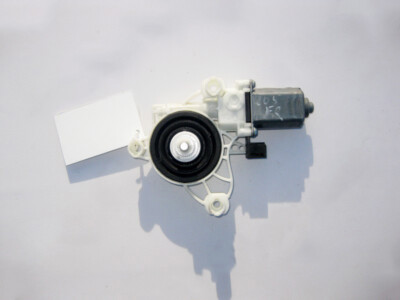 Mercedes-Benz A0009065706 Power window motor front right door C