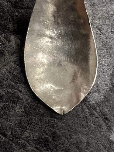 Antique Arts&Crafts Style Hammered& Embossed Unmarked Silver Caddy Spoon 10.37g - Picture 8 of 9