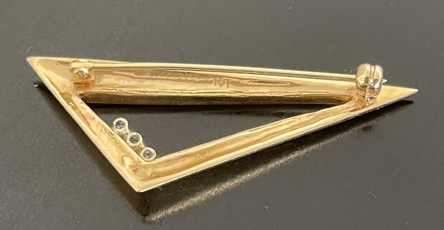 14K Solid Yellow Gold  Modern Open Triangle with … - image 5