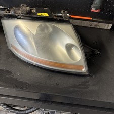 Audi TT Headlight Right Xenon