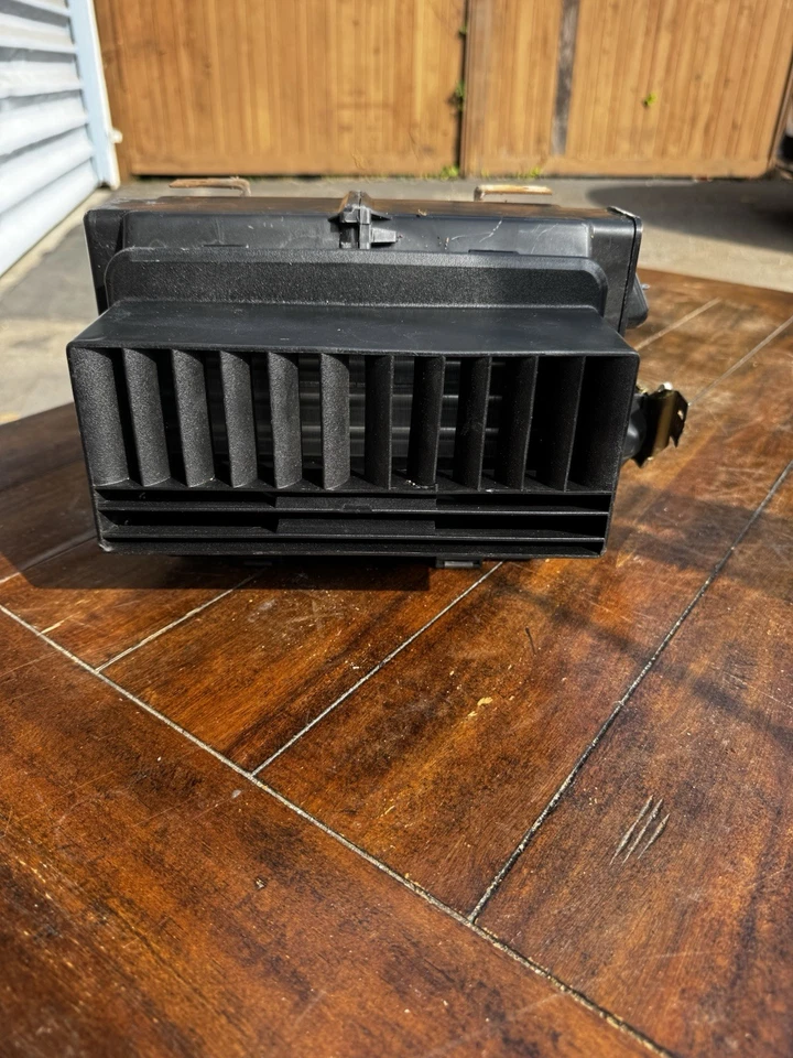 Núcleo soplador de calefacción Volkswagen Vanagon Westfalia 1986-1991 Nos 867 819 005 J Foto 2 de 4