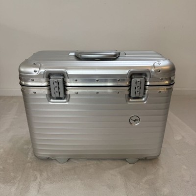 Rimowa Lufthansa Pilot Trolley 29L Silver 2-wheels Carry Case