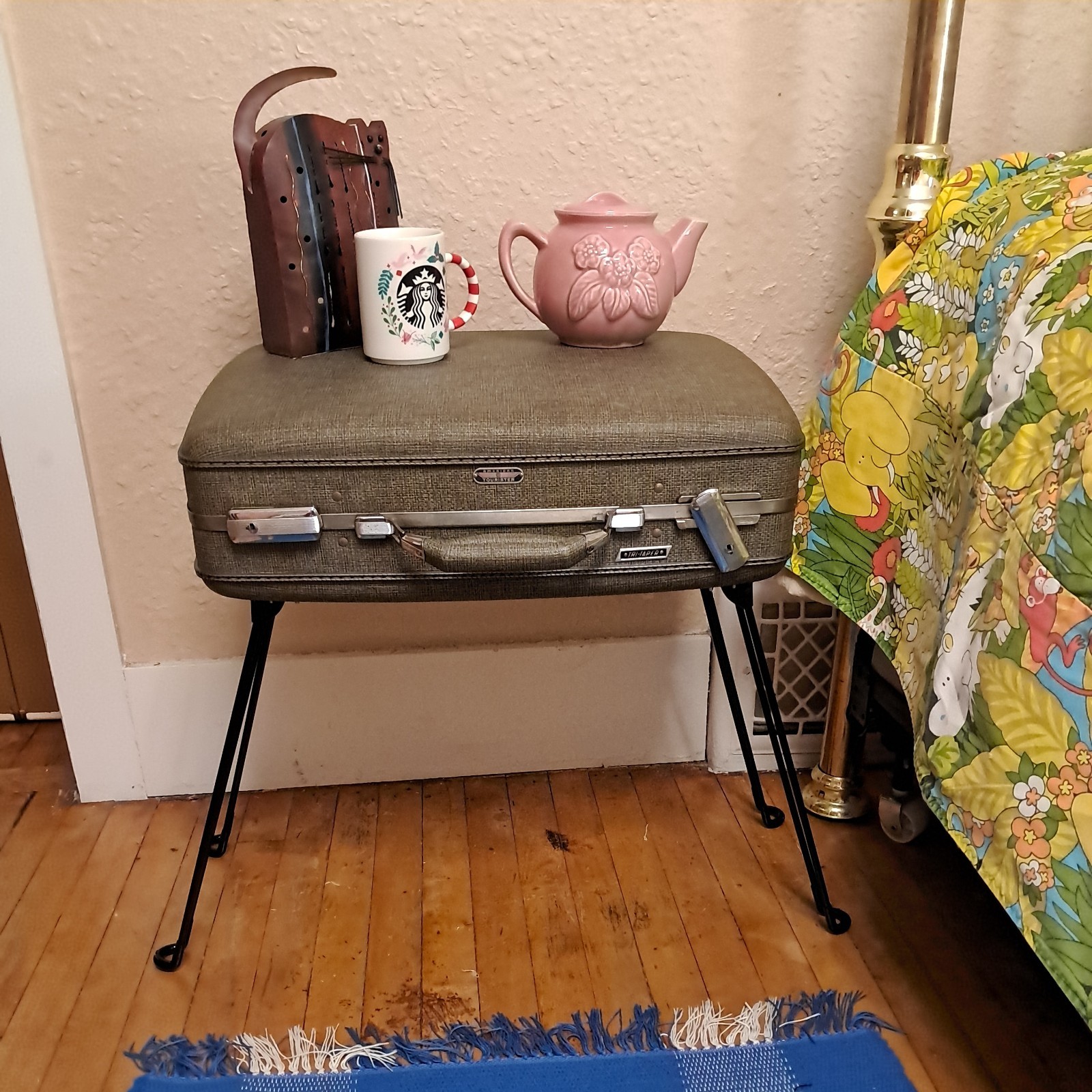 Vintage Am Tourister Suitcase Side Table with Hairpin Legs in Green