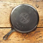 Vintage GRISWOLD Cast Iron SKILLET Frying Pan # 8 LARGE BLOCK LOGO - Ironspoon