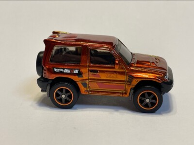 希少 Hot Wheels Mitsubishi PAJERO トレジャーハント Hot Wheels New 2024 Super Treasure Hunt Mitsubishi Pajero