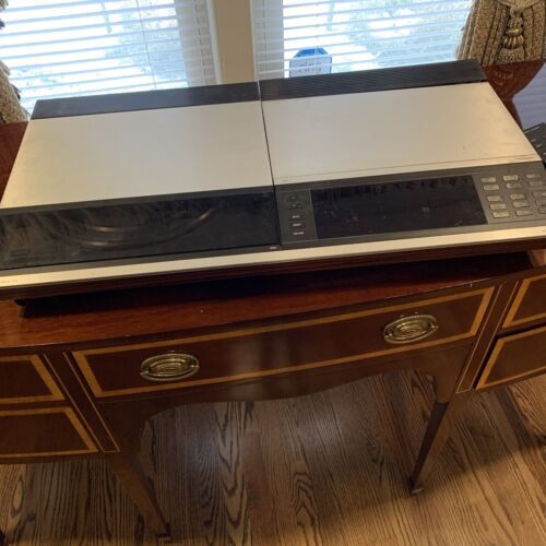 B&O Bang & Olufsen Beomaster 2400 Integrated Stereo Receiver B&O Bang & Olufsen Beomaster 2400 Integrated Stereo Receiver
