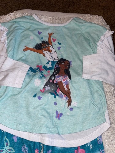 Disney Encanto girls sz. 6/6x two pc. Pj set. Adorable, fun - Picture 4 of 9