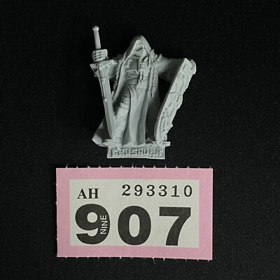 CRUSADER RESIN OOP INQUISITION WARHAMMER 40,000 SWORD SHIELD 40K FINECAST