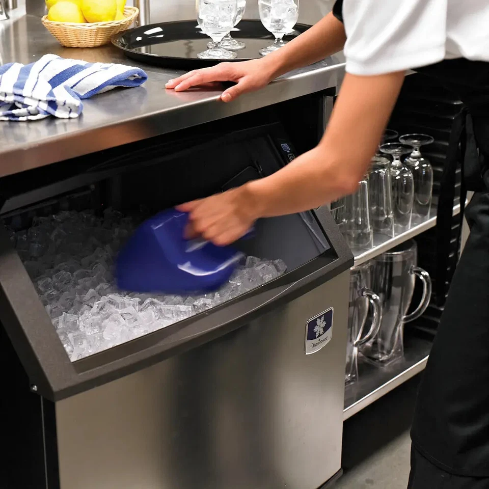 Manitowoc UDF0240A 215lb NEO Series Undercounter Full Dice Ice Machine - Image 4 of 4